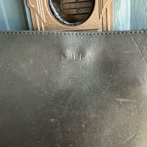 Furla Black Leather Tote - REHAB PIECE - Picture 2 of 6